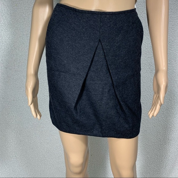 CAbi skirt Gray Wool Blend Style # 629 size 6 office siren - Picture 2 of 6